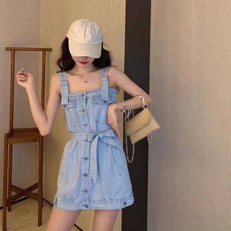 2025 Summer Plus Size Slimming Denim Skort for Women - Age-Reducing, Tummy Control Retro Style XL
2025 Summer Plus Size Slimming Denim Skort for Women - Age-Reducing, Tummy Control Retro Style XL