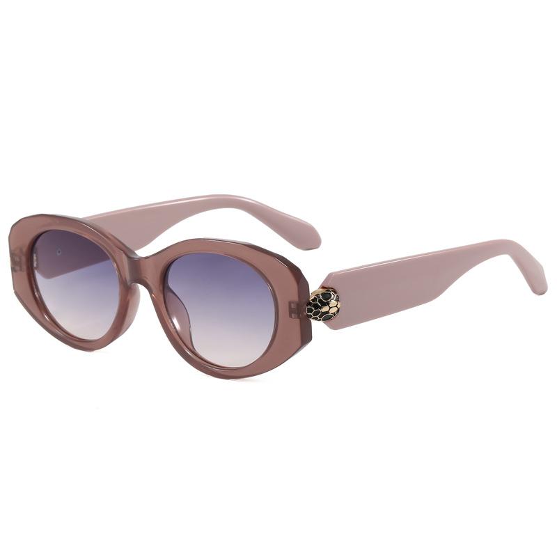Trendy Cat Eye Sunglasses Unisex Daily Wear Suitable for Outings Fashionable New Model Comfortable Fit for Men And Women
Trendy Cat Eye Sunglasses Unisex Daily Wear Suitable for Outings Fashionable New Model Comfortable Fit for Men And Women