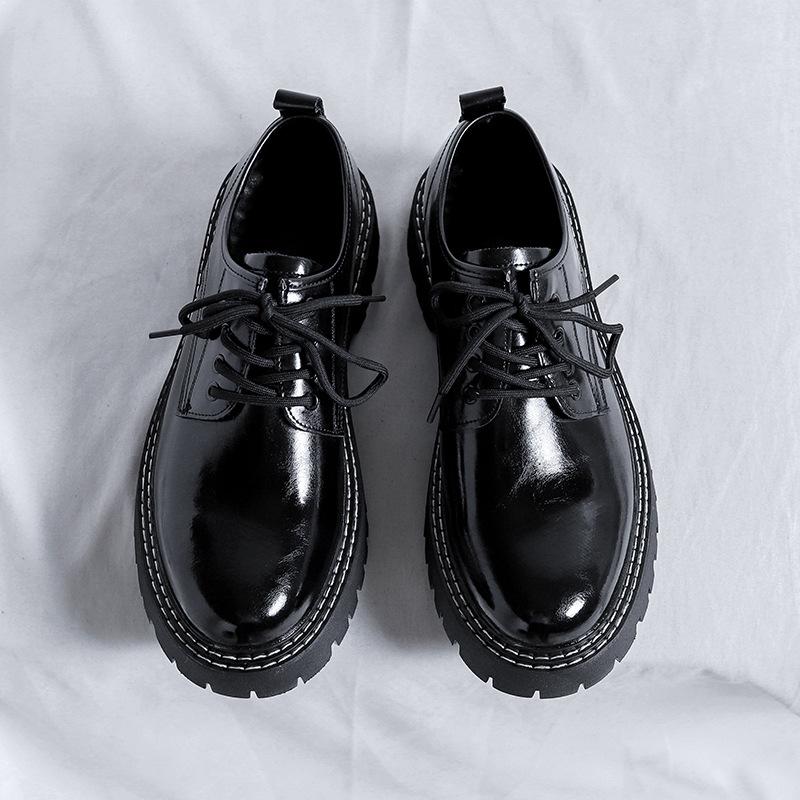 Черные кожаные туфли для мужчин-подростков, британские туфли для костюма, мужские студенческие, универсальные, с круглым носком, маленькие кожаные туфли 2152-R 38 чёрный
Черные кожаные туфли для мужчин-подростков, британские туфли для костюма, мужские студенческие, универсальные, с круглым носком, маленькие кожаные туфли 2152-R 38 чёрный