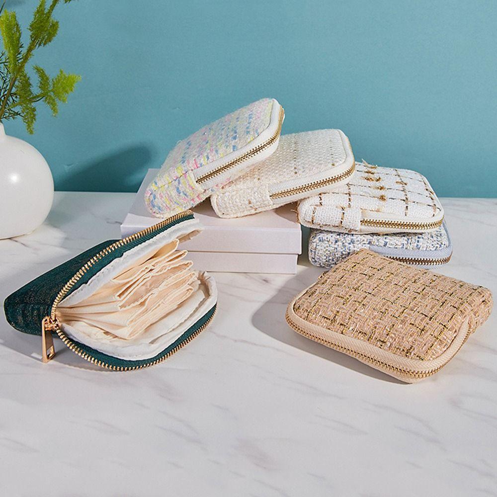 Multi-Layer Jewelry Display Bag Soft Jewelry Display Case Jewelry Organizer Jewelry Display хаки
Multi-Layer Jewelry Display Bag Soft Jewelry Display Case Jewelry Organizer Jewelry Display хаки