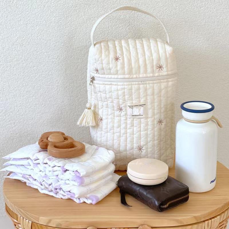 Portable Stroller Nappy Bag Quilted Baby Diaper Caddy Organizer Embroidered Mommy Bags Babies Accessories Changing Bag Storage белый
Portable Stroller Nappy Bag Quilted Baby Diaper Caddy Organizer Embroidered Mommy Bags Babies Accessories Changing Bag Storage белый