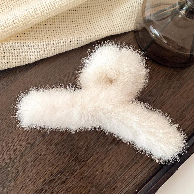 Women s Plush Hair Bun Shark Clip - High-End Autumn/Winter Hair Accessory
Women s Plush Hair Bun Shark Clip - High-End Autumn/Winter Hair Accessory