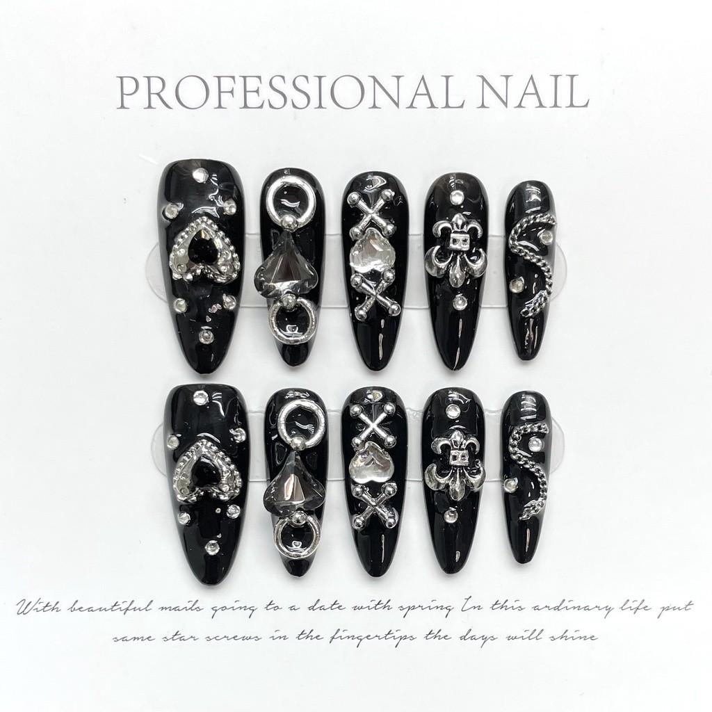 100% РУЧНА Довга форма краплі води Stiletto Fake Nail Art Dark Cool Babes Style Phototherapy Nails Багаторазові та знімні нігті L
100% РУЧНА Довга форма краплі води Stiletto Fake Nail Art Dark Cool Babes Style Phototherapy Nails Багаторазові та знімні нігті L