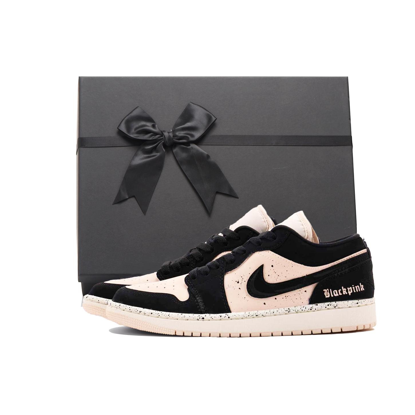 Jordan Air Jordan 1 Cushioning, Wear Resistant Low top Vintage Basketball Shoes Unisex Black Pink DC0774-003(Team59-SBOX) 36.5
Jordan Air Jordan 1 Cushioning, Wear Resistant Low top Vintage Basketball Shoes Unisex Black Pink DC0774-003(Team59-SBOX) 36.5