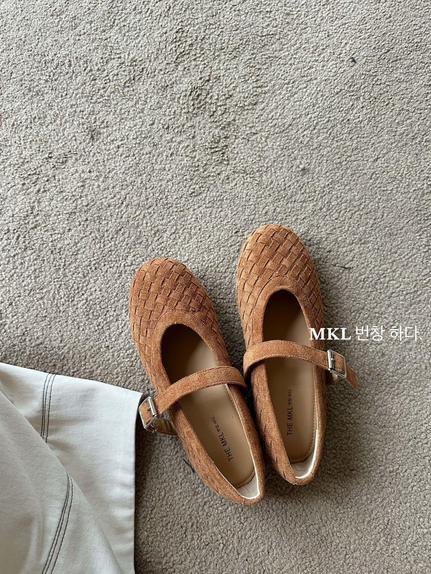 Round Head One-Word Buckle Light Mouth Single Shoes Comfortable Flat-Bottomed Woven Ladyshoes Casual Fashion Ballet Shoes Women S Shoes 35 коричневый
Round Head One-Word Buckle Light Mouth Single Shoes Comfortable Flat-Bottomed Woven Ladyshoes Casual Fashion Ballet Shoes Women S Shoes 35 коричневый