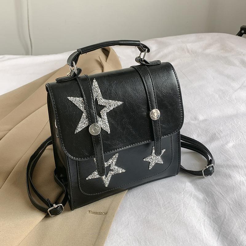 Модный повседневный ретро рюкзак большой вместимости 2024 летний новый простой модный нишевый дизайн рюкзак чёрный
Модный повседневный ретро рюкзак большой вместимости 2024 летний новый простой модный нишевый дизайн рюкзак чёрный