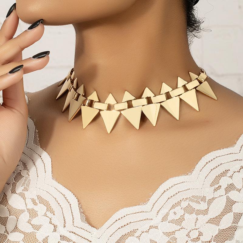 European & American Trendy Exaggerated Triangle Pendant Necklace - Women s Hip-Hop Punk Clavicle Chain
European & American Trendy Exaggerated Triangle Pendant Necklace - Women s Hip-Hop Punk Clavicle Chain