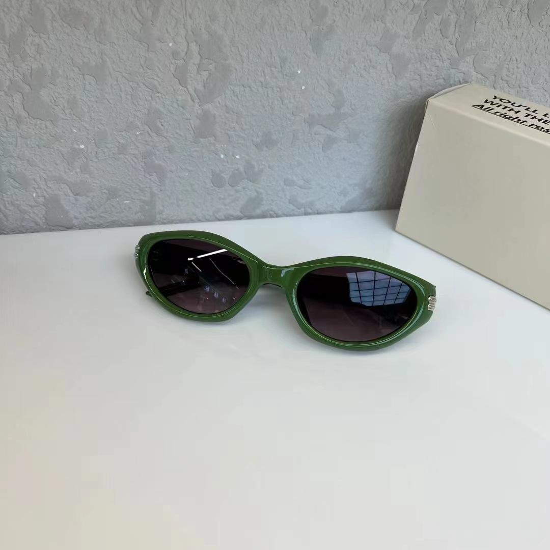 Latest Style Men s Design Sunglasses Cat Eye Shape UV400 Protection Sun Eyeglasses Female Premium Quality-Made Party Eyeglasses
Latest Style Men s Design Sunglasses Cat Eye Shape UV400 Protection Sun Eyeglasses Female Premium Quality-Made Party Eyeglasses