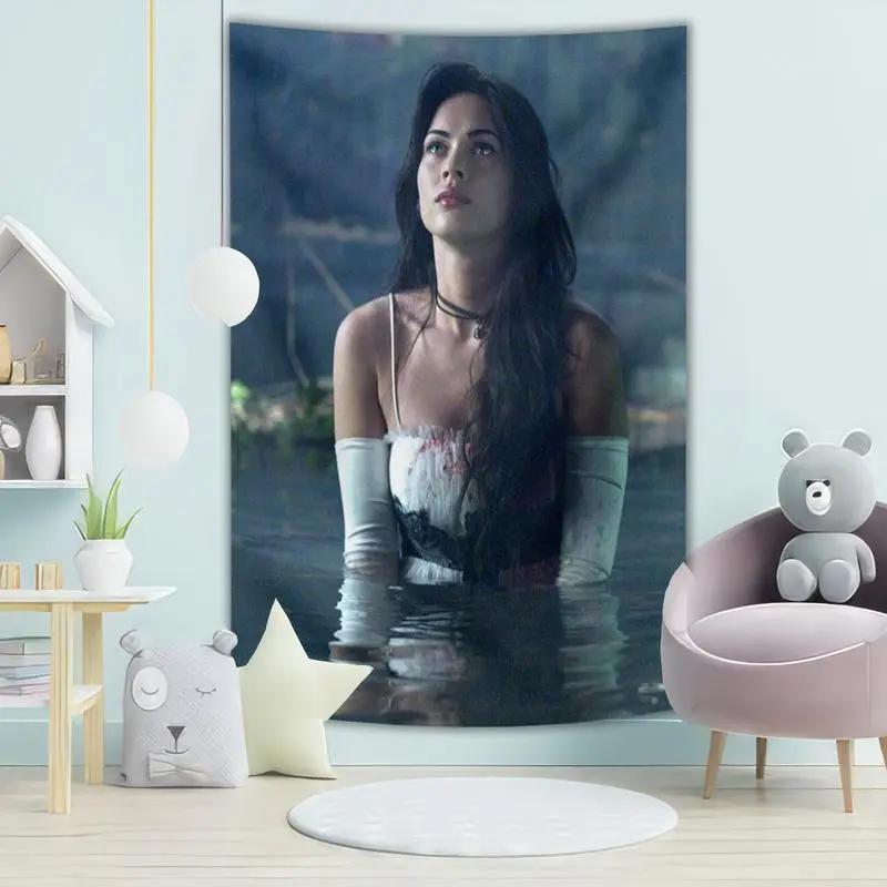 Jennifers Body Vintage Horror Movie Poster Tapestry Wall Hanging Aesthetic Bedroom Decor Polyester Home Decor 74x94cm(29x37in)
Jennifers Body Vintage Horror Movie Poster Tapestry Wall Hanging Aesthetic Bedroom Decor Polyester Home Decor 74x94cm(29x37in)