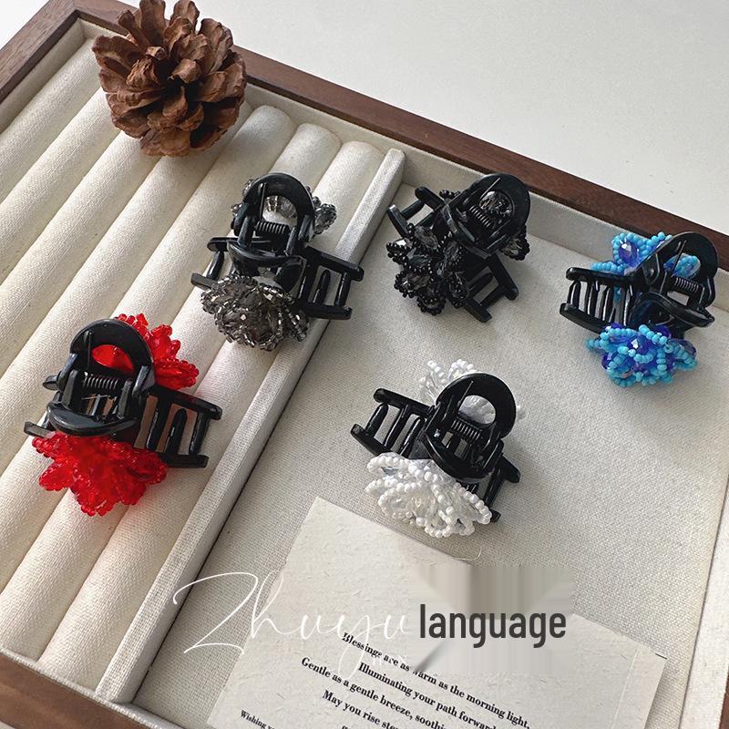 Korean Beaded Lotus Claw Clip: Trendy Spring/Summer Hair Accessory for Shopping & Dates
Korean Beaded Lotus Claw Clip: Trendy Spring/Summer Hair Accessory for Shopping & Dates