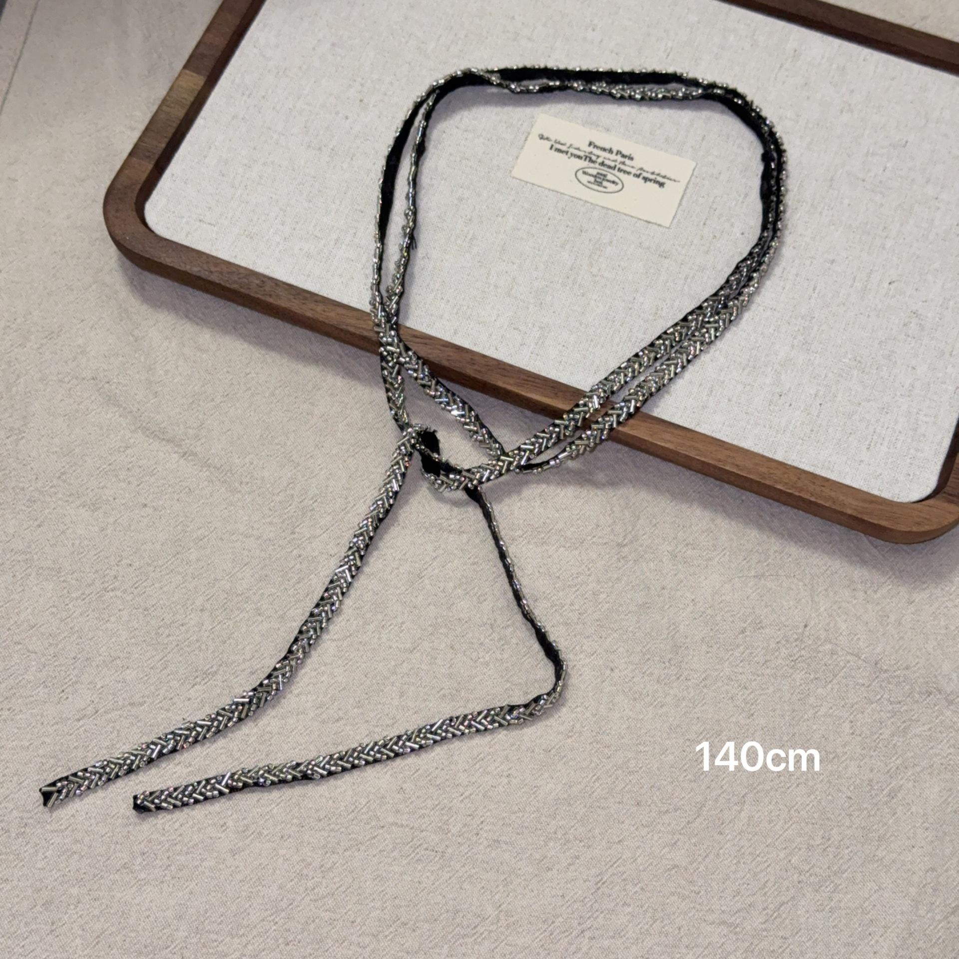 Fashion Exquisite Resin Beaded Necklaces for Women Ladies Temperament Fleece Fabric Long Collarbone Necklaces Handmade Jewelry
Fashion Exquisite Resin Beaded Necklaces for Women Ladies Temperament Fleece Fabric Long Collarbone Necklaces Handmade Jewelry