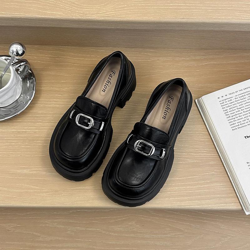 thick-soled thick-heeled small leather shoes for women s 2025 spring and autumn new British style Mary Jane loafers one-pedal single shoes 35
thick-soled thick-heeled small leather shoes for women s 2025 spring and autumn new British style Mary Jane loafers one-pedal single shoes 35