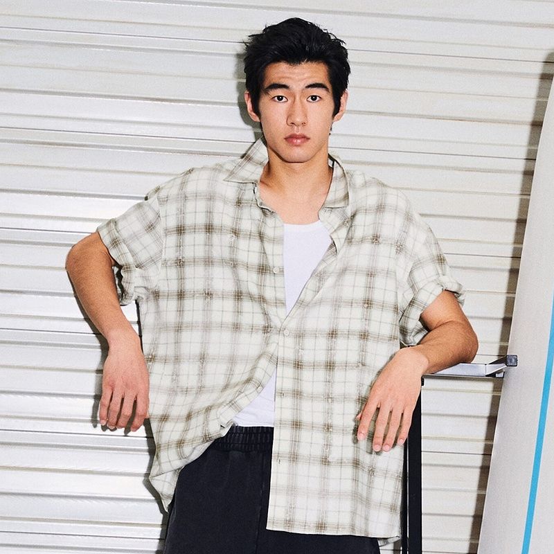 Мужская рубашка HM 2025 Лето Новая Мода Повседневная Свободная Рубашка с Коротким Рукавом и Принтом 1288842 White/Brown check 165/84
Мужская рубашка HM 2025 Лето Новая Мода Повседневная Свободная Рубашка с Коротким Рукавом и Принтом 1288842 White/Brown check 165/84