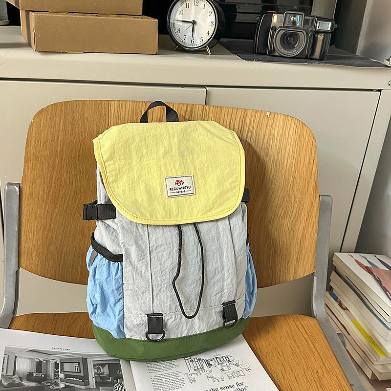 Light Hiking Hiking Bag Outdoor Sports Travel Bag Contrasting Color Design Commuter Backpack Leisure Travel Backpack
Light Hiking Hiking Bag Outdoor Sports Travel Bag Contrasting Color Design Commuter Backpack Leisure Travel Backpack