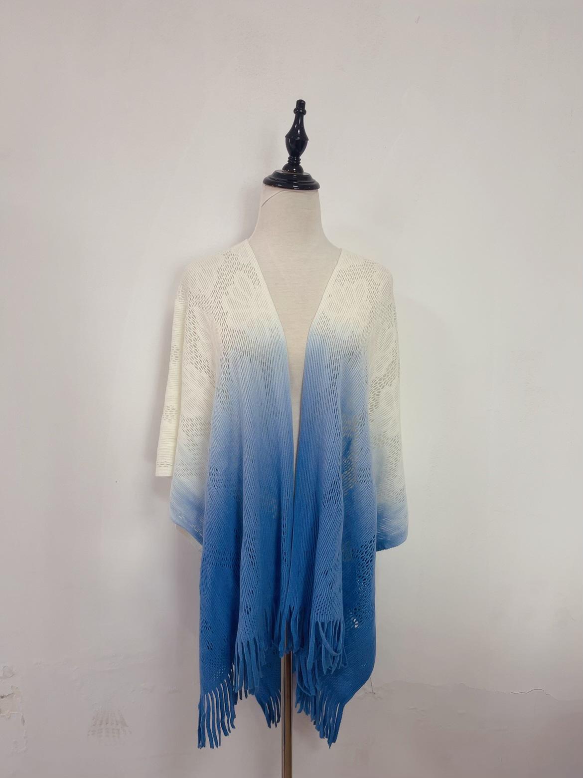 Ethnic Gradient Blue Tie-Dye Multi-Functional Cloak Scarf with Sun Protection
Ethnic Gradient Blue Tie-Dye Multi-Functional Cloak Scarf with Sun Protection
