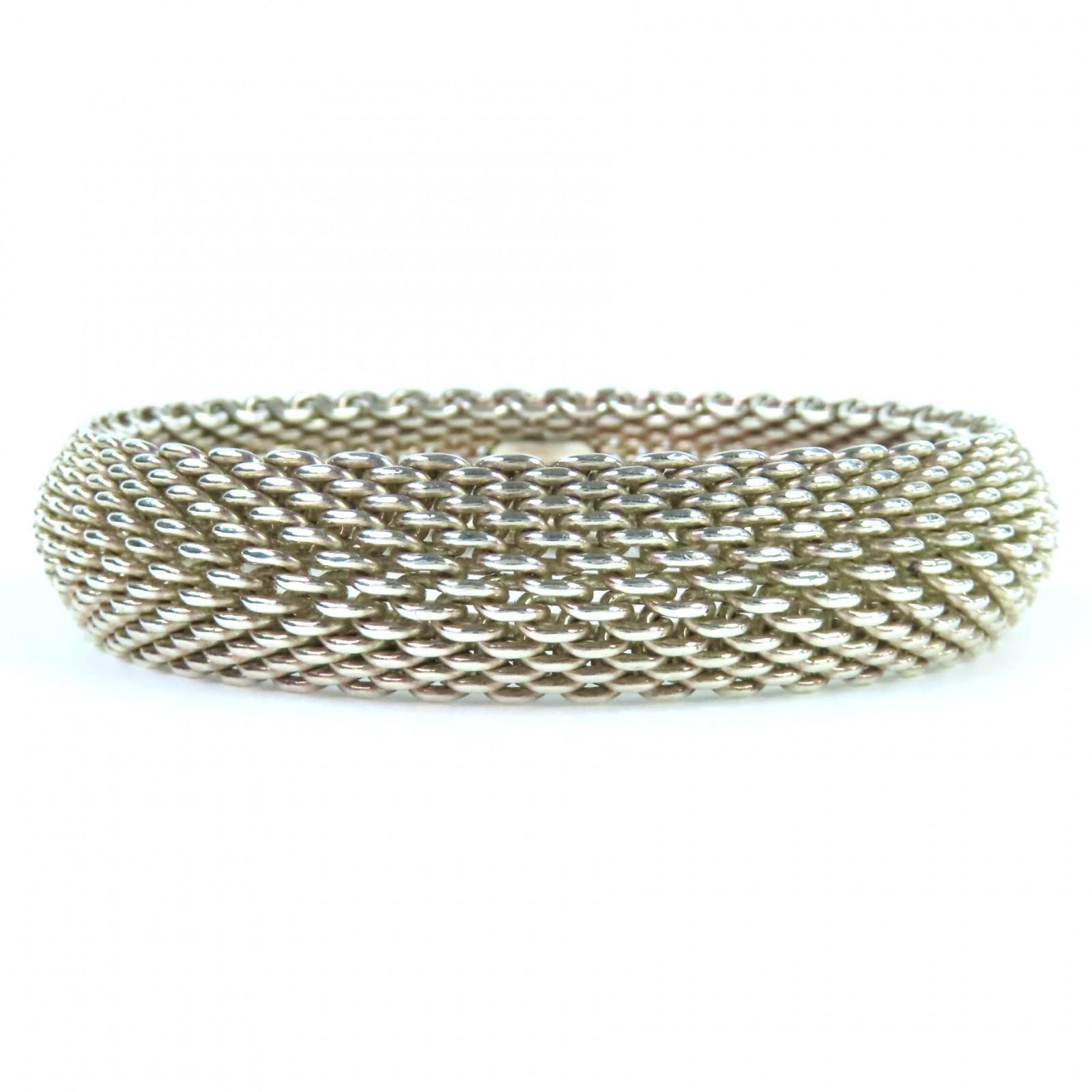 Excellent TIFFANY&Co. Bangle Somerset mesh bangle Bracelet accessories Silver925 Used
Excellent TIFFANY&Co. Bangle Somerset mesh bangle Bracelet accessories Silver925 Used