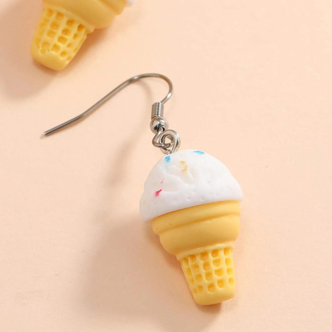 Креативные модные серьги-кольца Cone, персонализированные серьги-крючки в виде белого летнего мороженого белый
Креативные модные серьги-кольца Cone, персонализированные серьги-крючки в виде белого летнего мороженого белый