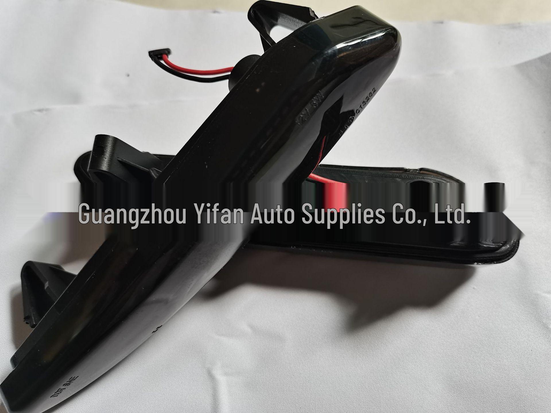 BMW Mini Cooper R60/R61 Amber LED Sequential Fender Turn Signals
BMW Mini Cooper R60/R61 Amber LED Sequential Fender Turn Signals