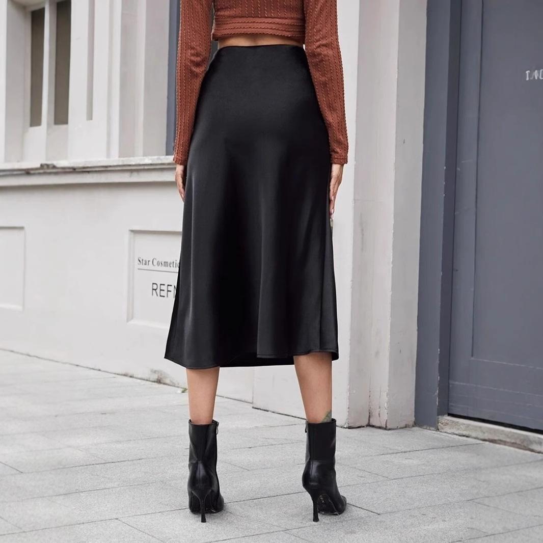 Women Lavender Satin High Waist A Line Midi Skirt S чёрный
Women Lavender Satin High Waist A Line Midi Skirt S чёрный