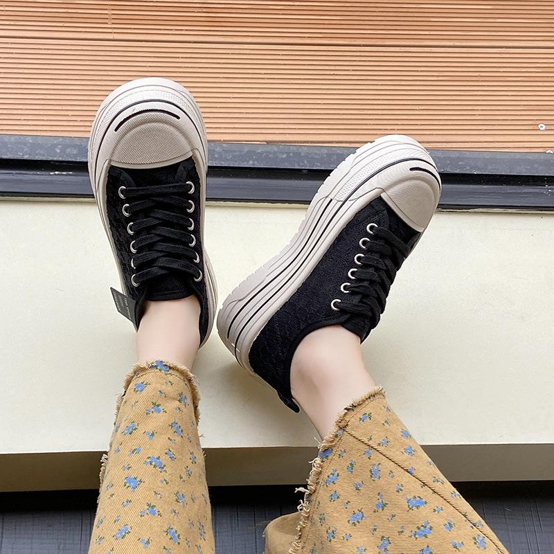 Platform white shoes women s 2025 summer new student casual fashion versatile low-top platform heightening mesh shoes women s shoes 40 чорний
Platform white shoes women s 2025 summer new student casual fashion versatile low-top platform heightening mesh shoes women s shoes 40 чорний