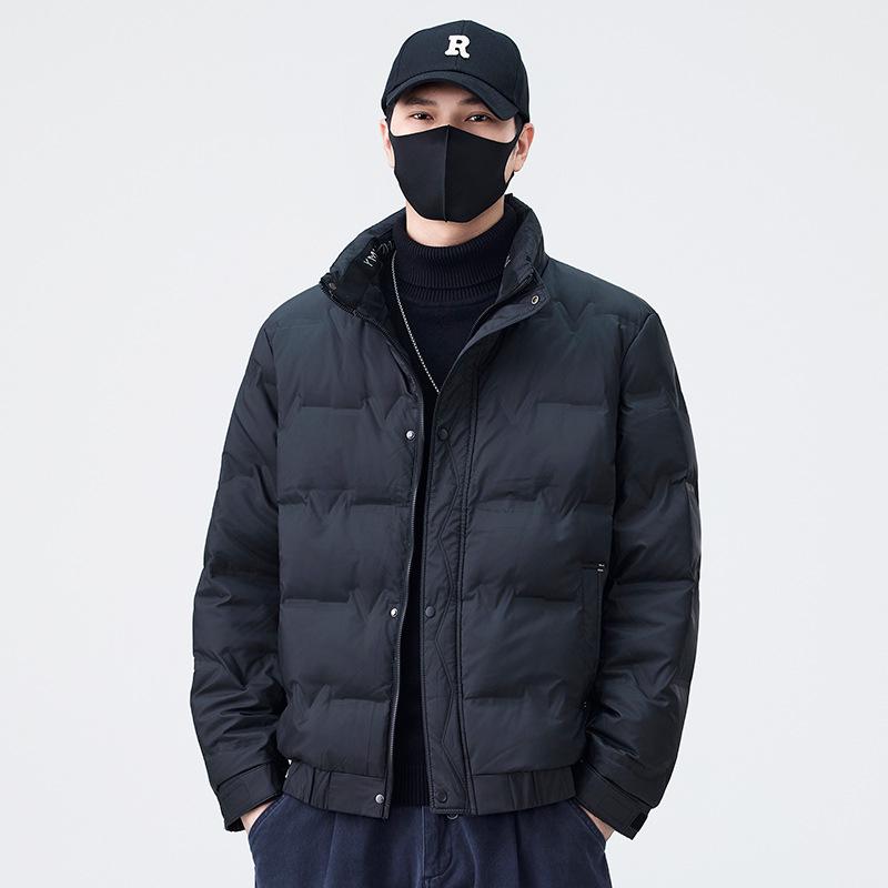 Men s 2025 Lightweight Short Down Jacket – Warm, Casual, Thickened Stand Collar, Versatile Winter Outerwear XXXXL
Men s 2025 Lightweight Short Down Jacket – Warm, Casual, Thickened Stand Collar, Versatile Winter Outerwear XXXXL