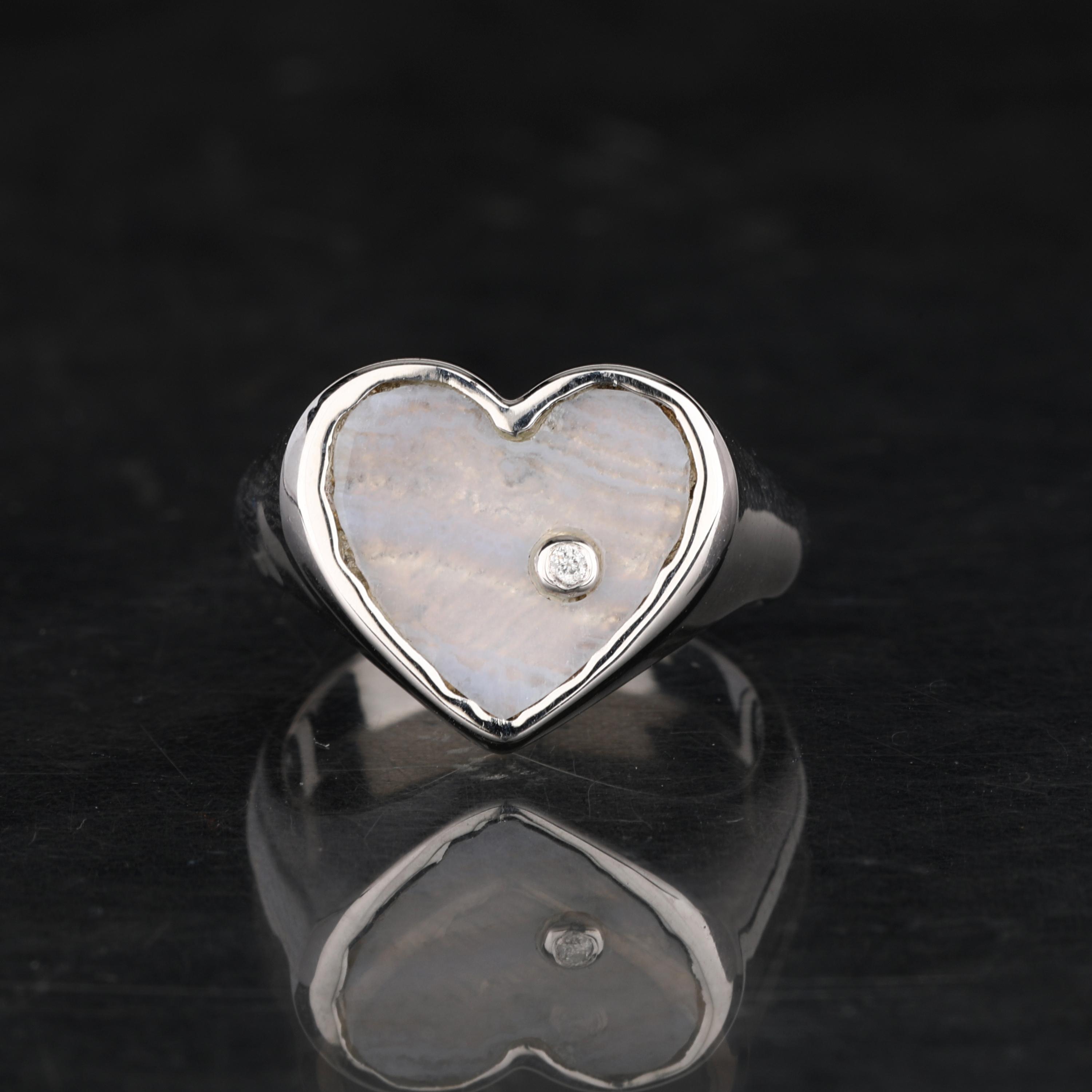925 Sterling Silver Blue Lace Agate Heart Ring Diamond Accent Rhodium Plated Women Jewelry Size 4.75 Gift 4.75 білий
925 Sterling Silver Blue Lace Agate Heart Ring Diamond Accent Rhodium Plated Women Jewelry Size 4.75 Gift 4.75 білий