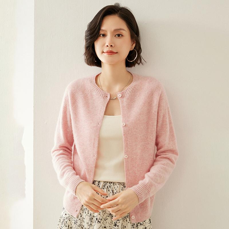 Женский кашемировый кардиган Qinghe cashmere 100% кашемир осенне-зимний кашемировый утолщенный кардиган мягкий и теплый XL розовый
Женский кашемировый кардиган Qinghe cashmere 100% кашемир осенне-зимний кашемировый утолщенный кардиган мягкий и теплый XL розовый