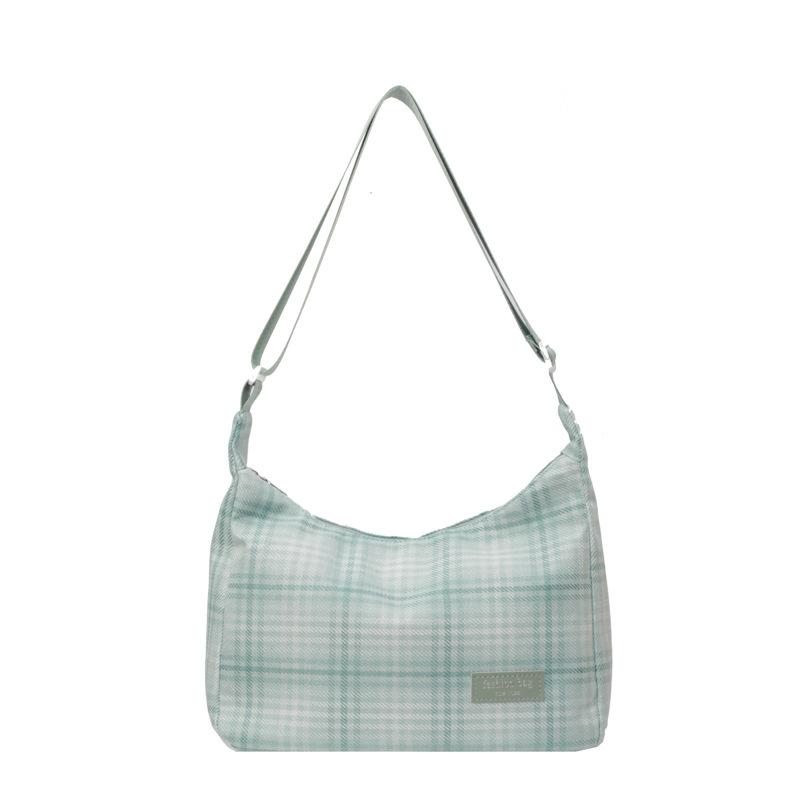 Commuter shoulder bag, winter new plaid literary and leisure armpit bag, large-capacity commuter student make-up class messenger bag
Commuter shoulder bag, winter new plaid literary and leisure armpit bag, large-capacity commuter student make-up class messenger bag