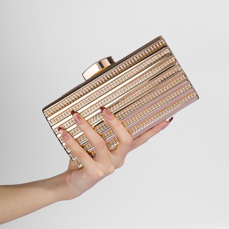2025 Luxury Women Clutches Evening Bags Geometry Rhinestone Acrylic Handbags Lady Wedding Prom Party Shoulder Crossbody Bag золотой
2025 Luxury Women Clutches Evening Bags Geometry Rhinestone Acrylic Handbags Lady Wedding Prom Party Shoulder Crossbody Bag золотой