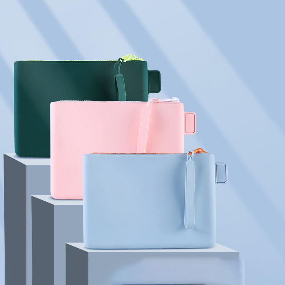 Large-capacity Makeup Brushes Storage Bag Multifunctional Cosmetic Storage Bag Makeup Bag Women
Large-capacity Makeup Brushes Storage Bag Multifunctional Cosmetic Storage Bag Makeup Bag Women