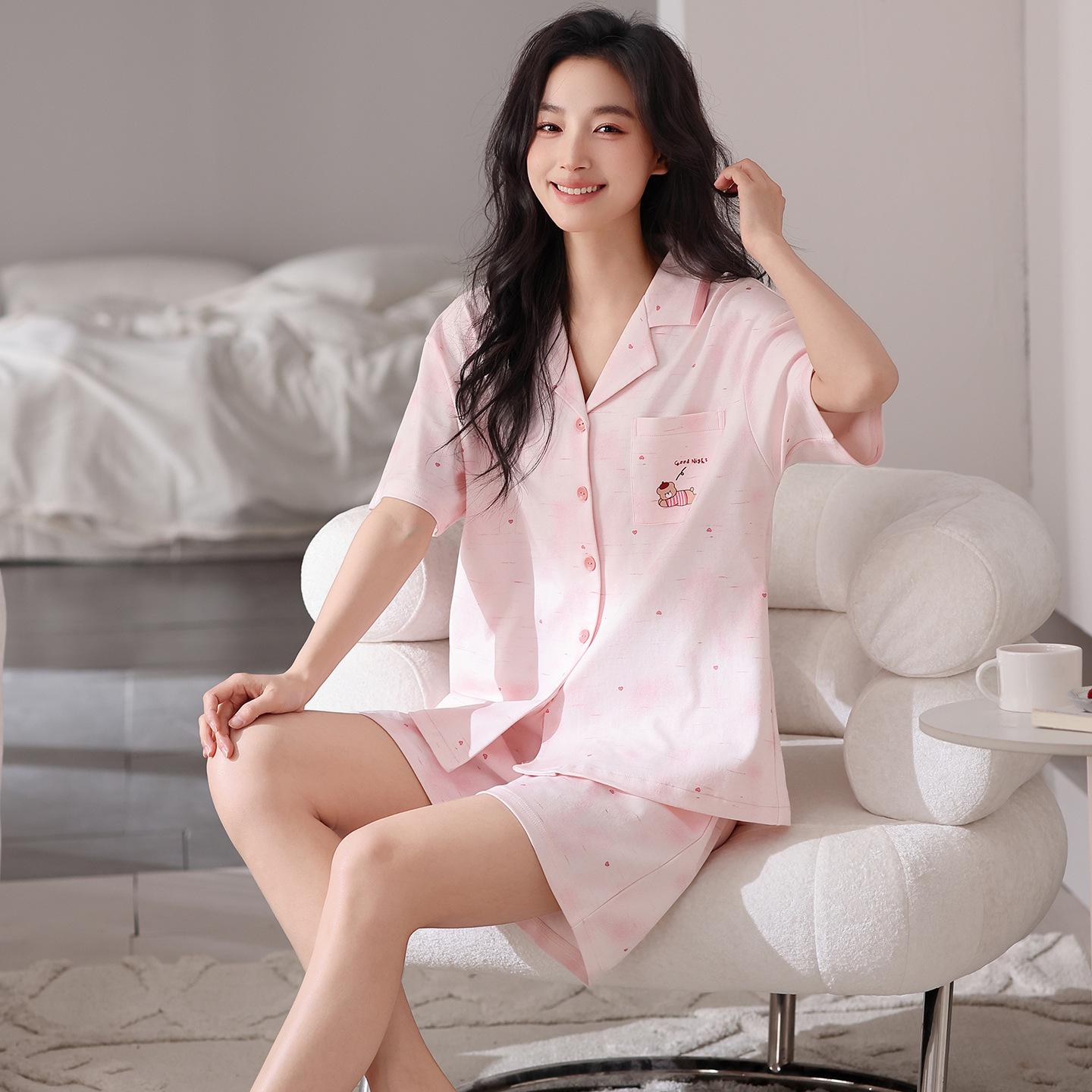 2026 Summer Women s Pure Cotton Pajama Set, Sweet Striped Cardigan Lapel with Short Sleeves, Suitable for Outdoors or Home. L
2026 Summer Women s Pure Cotton Pajama Set, Sweet Striped Cardigan Lapel with Short Sleeves, Suitable for Outdoors or Home. L