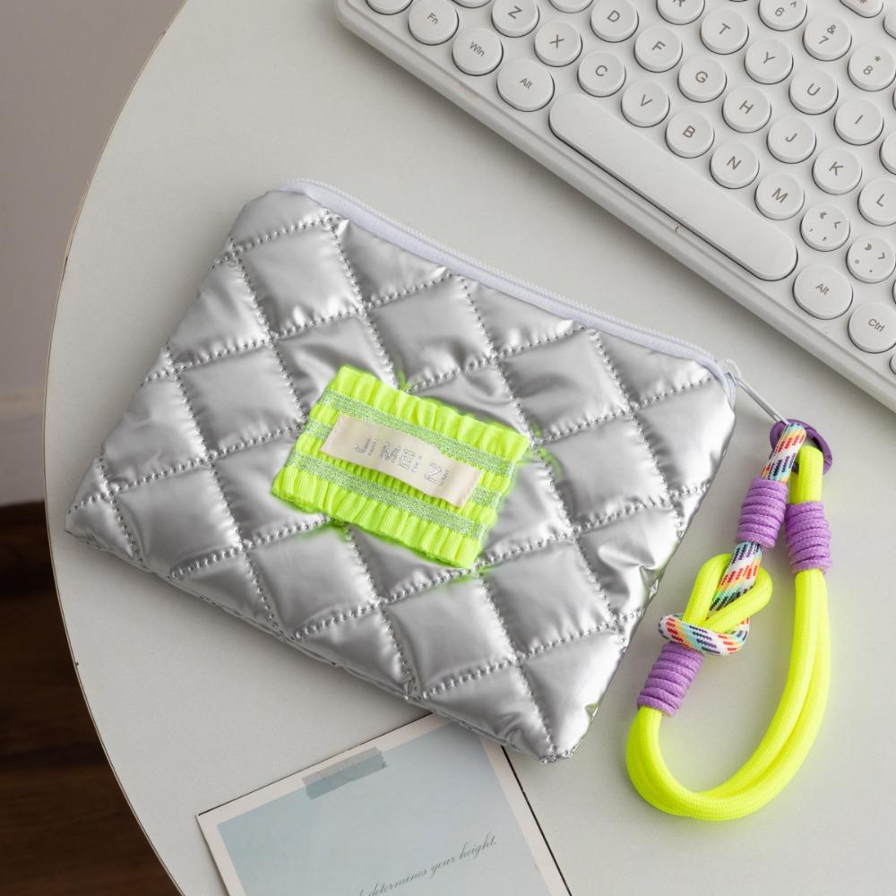 Cute Silver Color Coin Purse Hanging Rope Heart Shape Small Item Bag Stuffed Cotton Cosmetic Bag
Cute Silver Color Coin Purse Hanging Rope Heart Shape Small Item Bag Stuffed Cotton Cosmetic Bag