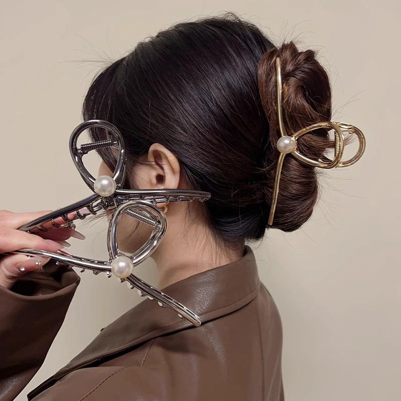 New Punk Geometric Metal Gold Silver Simple Hair Clip Claw for Women Trendy Large Crab Catches Clamp Korea Headwear Accessories
New Punk Geometric Metal Gold Silver Simple Hair Clip Claw for Women Trendy Large Crab Catches Clamp Korea Headwear Accessories