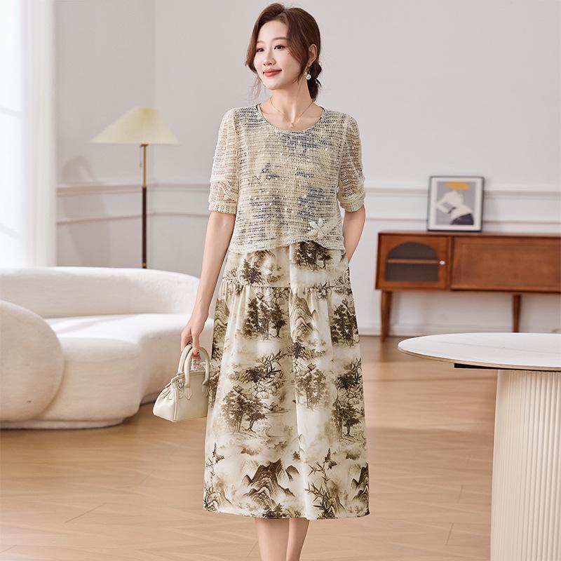 Elegant Floral Summer Dress for Middle-Aged and Elderly Women 3XL (135-150 lbs)
Elegant Floral Summer Dress for Middle-Aged and Elderly Women 3XL (135-150 lbs)