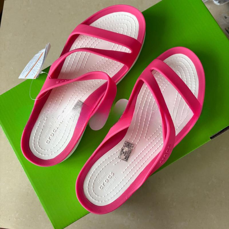 New women s flat bottom soft bottom wearing sandals trend beach slippers black and white burgundy beige dark brown dark blue W9=39 рожевий
New women s flat bottom soft bottom wearing sandals trend beach slippers black and white burgundy beige dark brown dark blue W9=39 рожевий