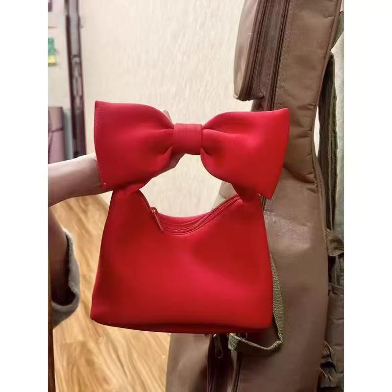 Girlish Pink Cloud Bow Handbag: 2025 Space Cotton Mini Clutch червоний
Girlish Pink Cloud Bow Handbag: 2025 Space Cotton Mini Clutch червоний