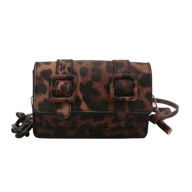 Модная сумка-слинг с детским принтом леопарда, стильная мини-сумка на подкладке из полиэстера для повседневного использования кофейный
Модная сумка-слинг с детским принтом леопарда, стильная мини-сумка на подкладке из полиэстера для повседневного использования кофейный