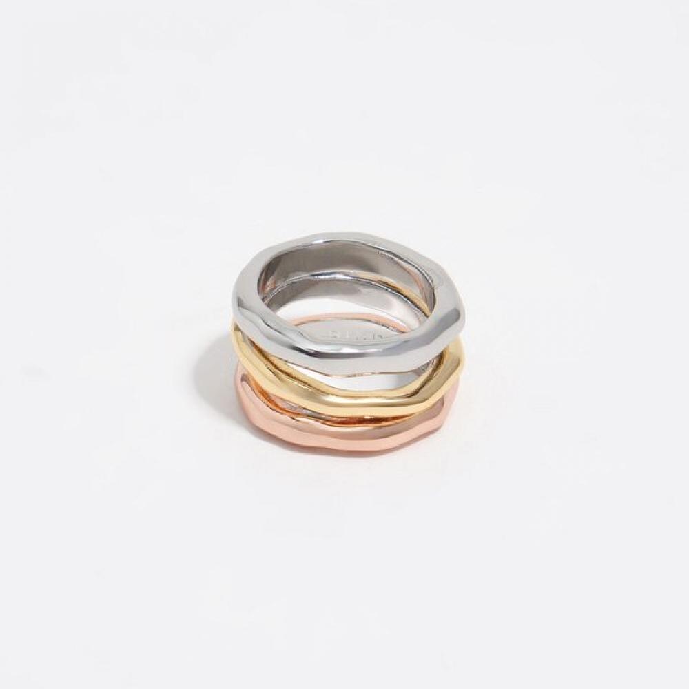 Bimba Y Lola Three Tone Textured Band Ring Gold B265air009god Gold/14
Bimba Y Lola Three Tone Textured Band Ring Gold B265air009god Gold/14