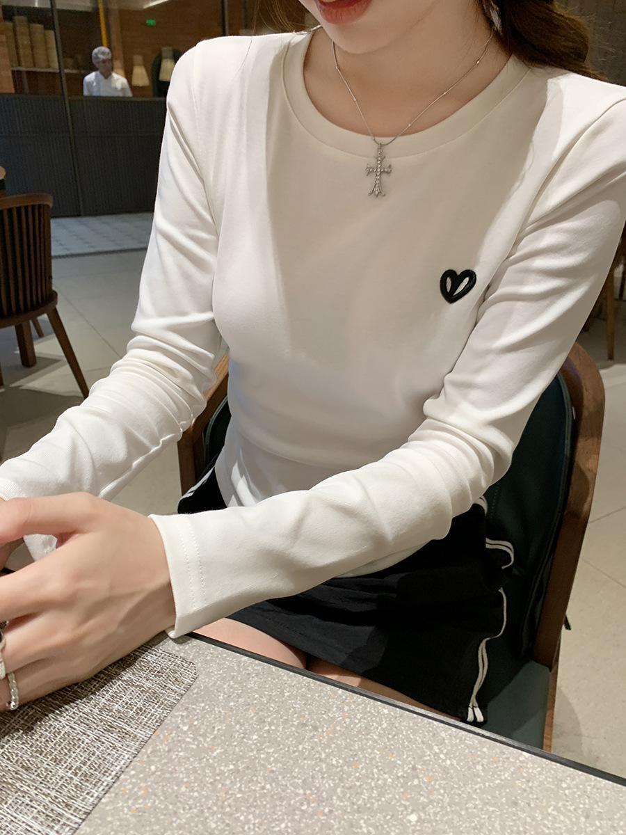 Burgundy love embroidery pleated waist pinch long-sleeved T-shirt women s autumn new round neck front shoulder top XL білий
Burgundy love embroidery pleated waist pinch long-sleeved T-shirt women s autumn new round neck front shoulder top XL білий