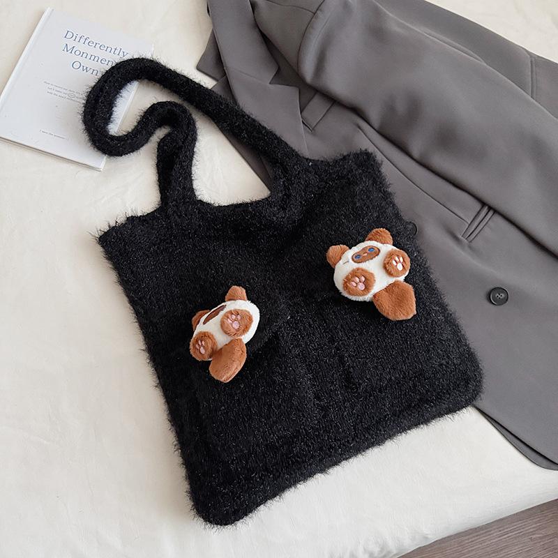 Lazy wind bag women s new winter casual wool shoulder bag simple large-capacity commuter bag чорний
Lazy wind bag women s new winter casual wool shoulder bag simple large-capacity commuter bag чорний