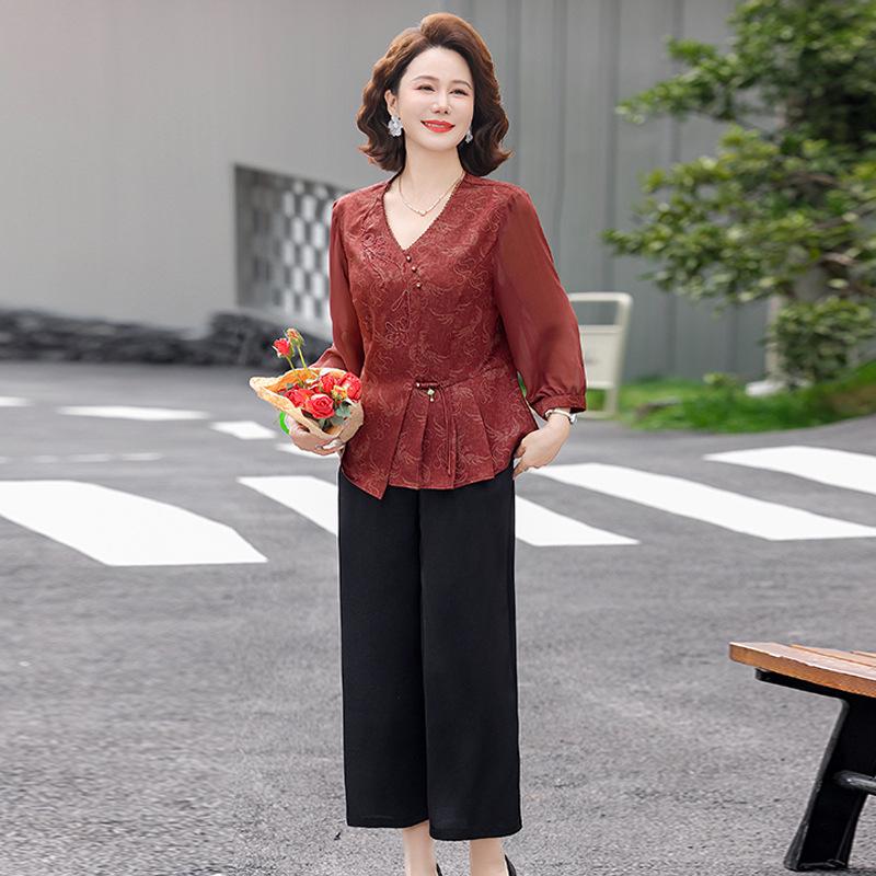 Mom s Summer Outfit: Chinese-Style 3/4 Sleeve Top & Pants Set for Middle-Aged and Elderly Women 5XL
Mom s Summer Outfit: Chinese-Style 3/4 Sleeve Top & Pants Set for Middle-Aged and Elderly Women 5XL
