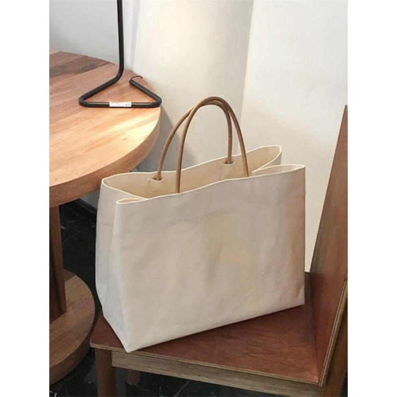 Большая вместительная холщовая сумка женская 2024 новая дорожная сумка на короткие расстояния нишевая сумка ручная сумка для поездок на работу сумка через плечо
Большая вместительная холщовая сумка женская 2024 новая дорожная сумка на короткие расстояния нишевая сумка ручная сумка для поездок на работу сумка через плечо