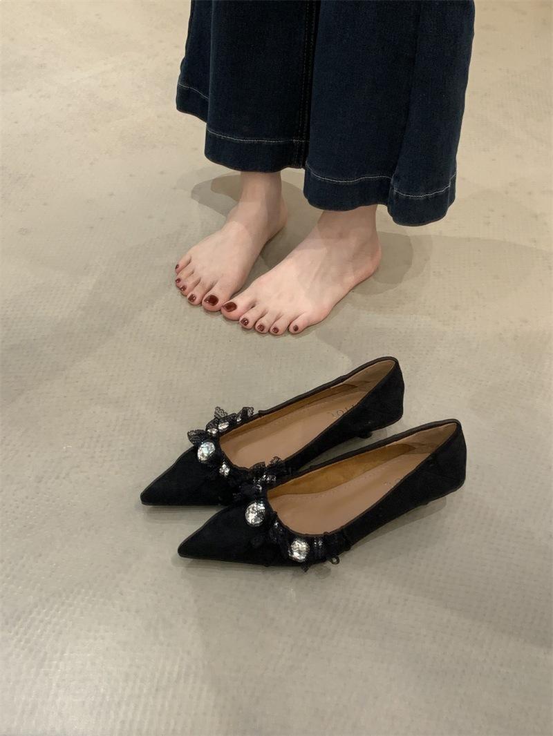 French Temperament Not Tired Feet Pointed High Heels Women S Autumn Thin Heels Black Beautiful Single Shoes 35
French Temperament Not Tired Feet Pointed High Heels Women S Autumn Thin Heels Black Beautiful Single Shoes 35