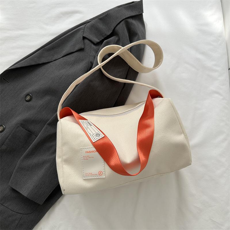 Popular Tote Bag Autumn Brand New Latest Style Casual and Fashionable Crossbody Bag Simple Retro Large Capacity Shoulder Bag Without pendant
Popular Tote Bag Autumn Brand New Latest Style Casual and Fashionable Crossbody Bag Simple Retro Large Capacity Shoulder Bag Without pendant