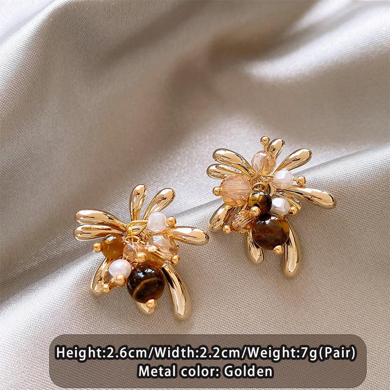 Gold Color Irregular Metal Flower Shaped Earrings Trendy Jewelry For Women s Hanging Ear Accessories in 2026 Christmas Gift
Gold Color Irregular Metal Flower Shaped Earrings Trendy Jewelry For Women s Hanging Ear Accessories in 2026 Christmas Gift