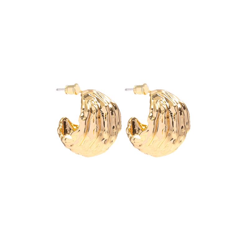 Pleated Metal Vintage Earrings: High-End, Exaggerated Hong Kong Style with European and American Flair золотой
Pleated Metal Vintage Earrings: High-End, Exaggerated Hong Kong Style with European and American Flair золотой