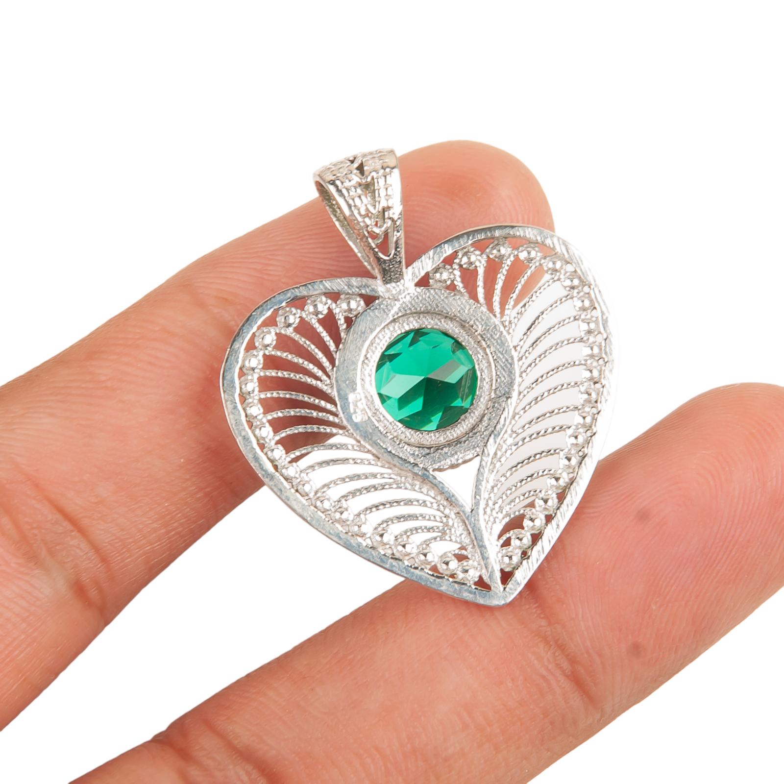 Chrome Diopside Gemstone 925 Sterling Silver Jewelry Pendant 1.4 For Women Gift CP-15-2
Chrome Diopside Gemstone 925 Sterling Silver Jewelry Pendant 1.4 For Women Gift CP-15-2