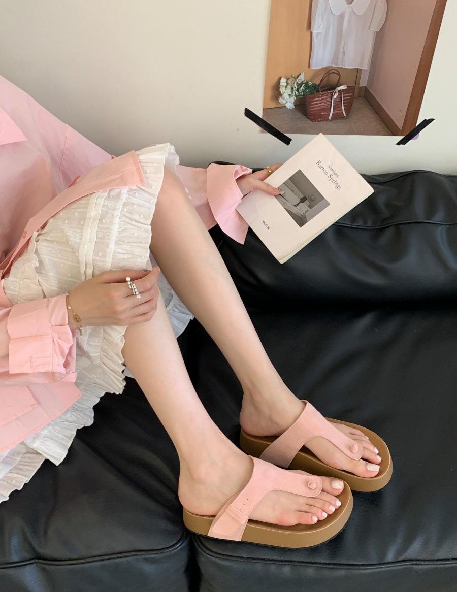 2025 new thick-soled toe beach shoes women wear open-toed cool slippers lazy women cool flip-flops 39 розовый
2025 new thick-soled toe beach shoes women wear open-toed cool slippers lazy women cool flip-flops 39 розовый