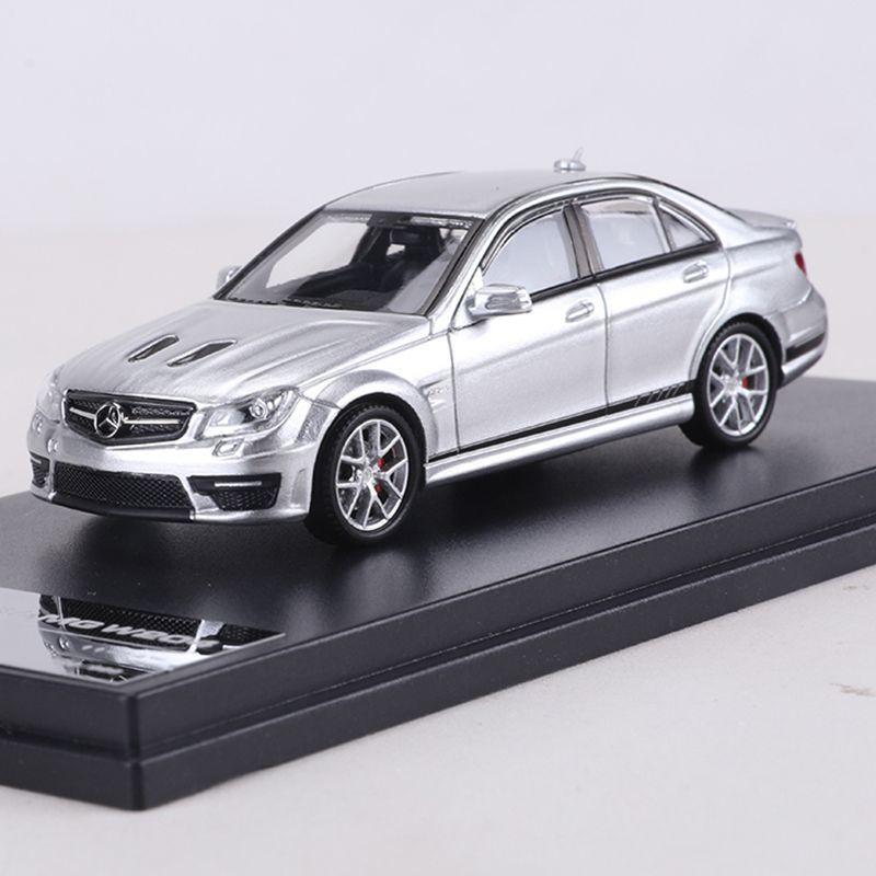 Diecast KING MODEL 1:Модель машини Benz C63 AMG W204 зі сплаву, масштаб 64
Diecast KING MODEL 1:Модель машини Benz C63 AMG W204 зі сплаву, масштаб 64