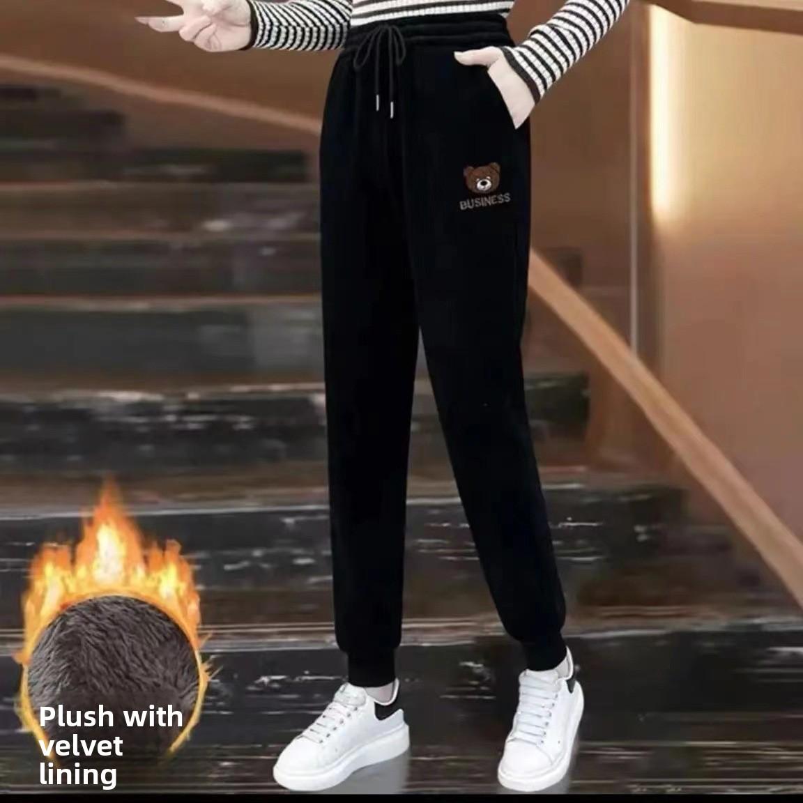 Флисовые и Утепленные Спортивные Штаны для Женщин, Новые Завышенные Утягивающие Повседневные Штаны-Гаремы в Форме Медведя, Спортивные Флисовые Штаны с Влагоотводящим Эффектом M(45-50kg) чёрный
Флисовые и Утепленные Спортивные Штаны для Женщин, Новые Завышенные Утягивающие Повседневные Штаны-Гаремы в Форме Медведя, Спортивные Флисовые Штаны с Влагоотводящим Эффектом M(45-50kg) чёрный